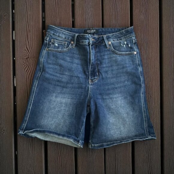 JUDY BLUE Medium Wash Stretch Distressed Jeans Shorts Size XL - Picture 1 of 10